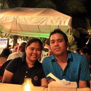 Meet your Posher, Jeecee